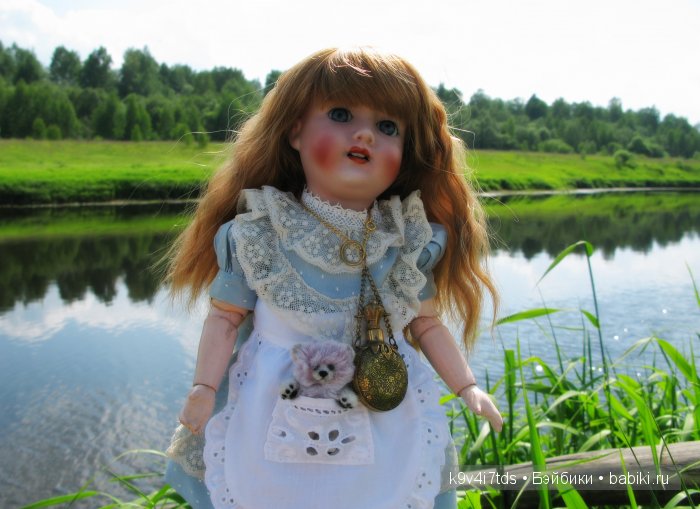 антикварная кукла