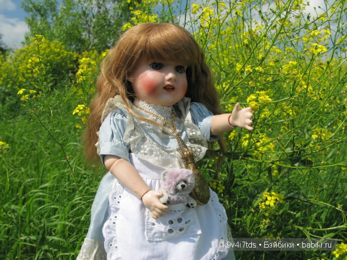 антикварная кукла