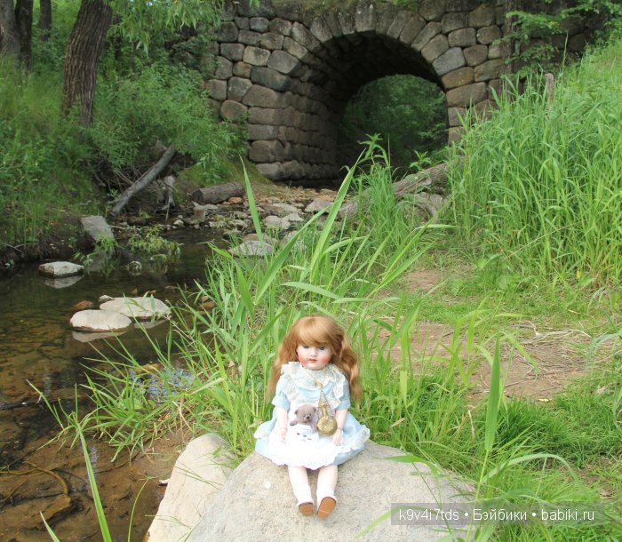 антикварная кукла