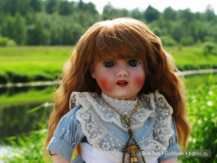 антикварная кукла
