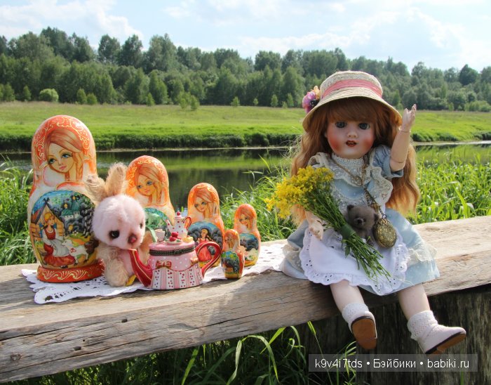 антикварная кукла