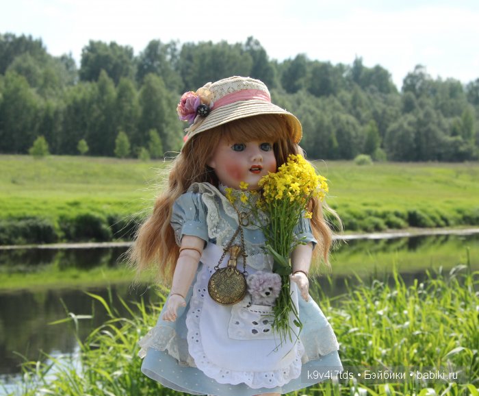 антикварная кукла