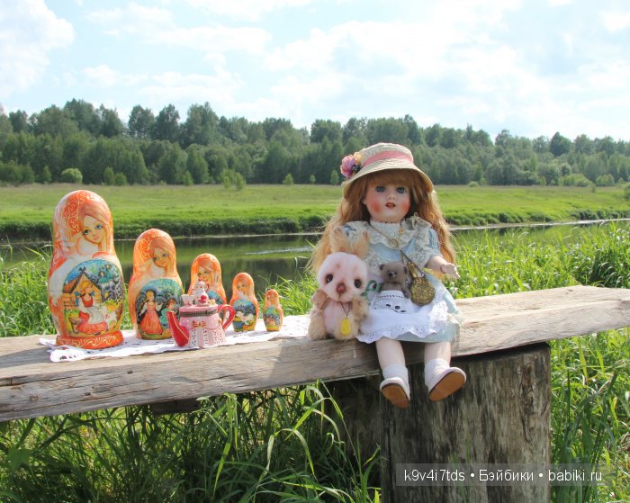 антикварная кукла