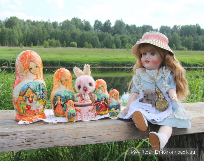 антикварная кукла