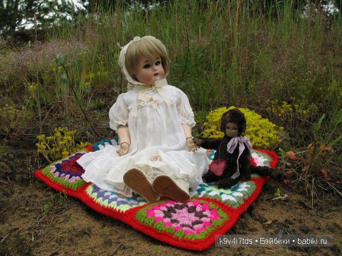 антикварная кукла