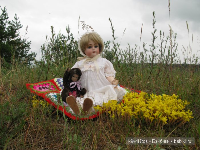 антикварная кукла