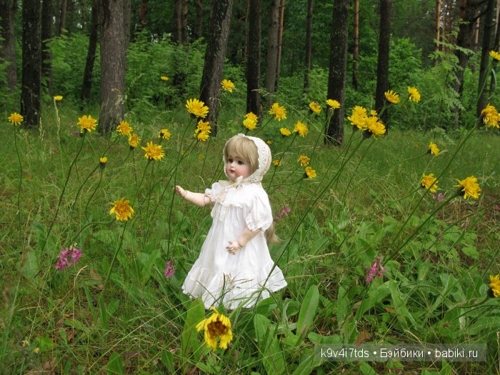 антикварная кукла