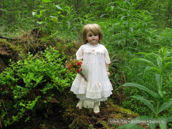 антикварная кукла