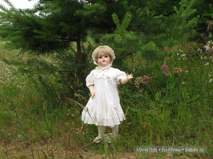 антикварная кукла