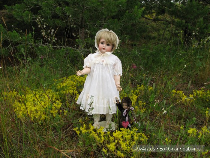 антикварная кукла