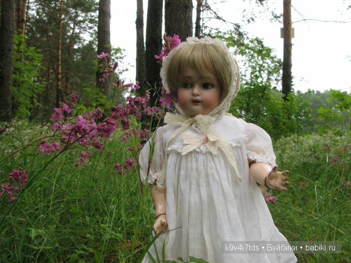 антикварная кукла