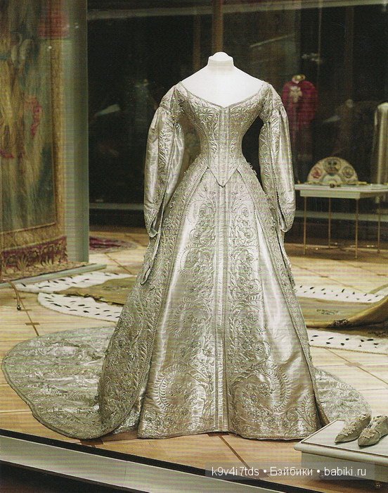 Новоторжское искусство золотной нити. Часть первая. Музей фабрики "Торжокские золотошвеи"