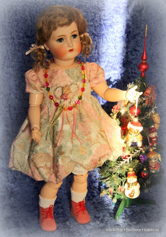 антикварная кукла