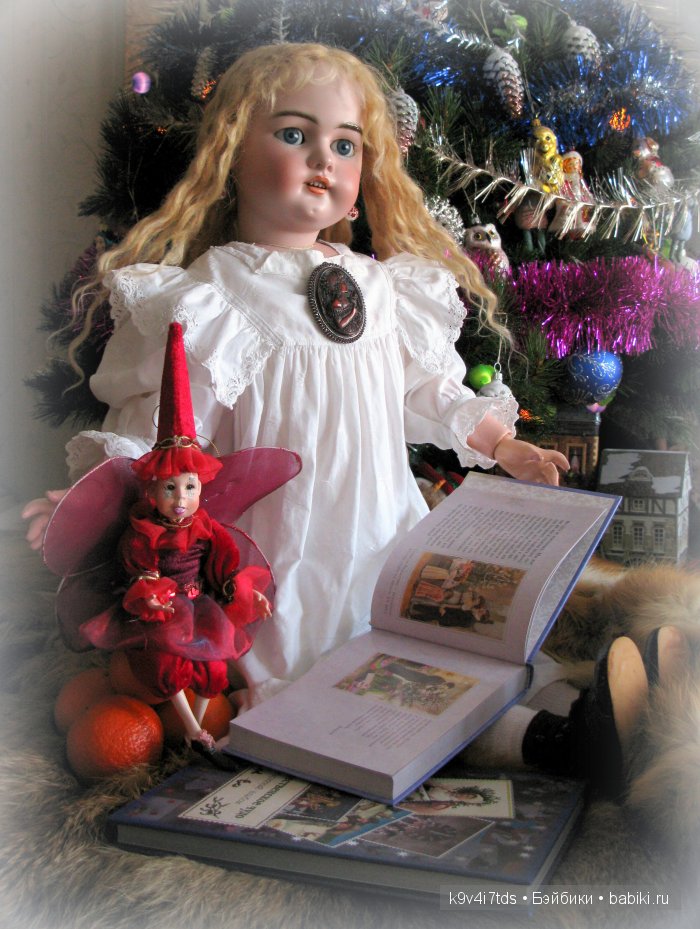 антикварная кукла