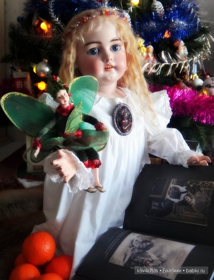 антикварная кукла