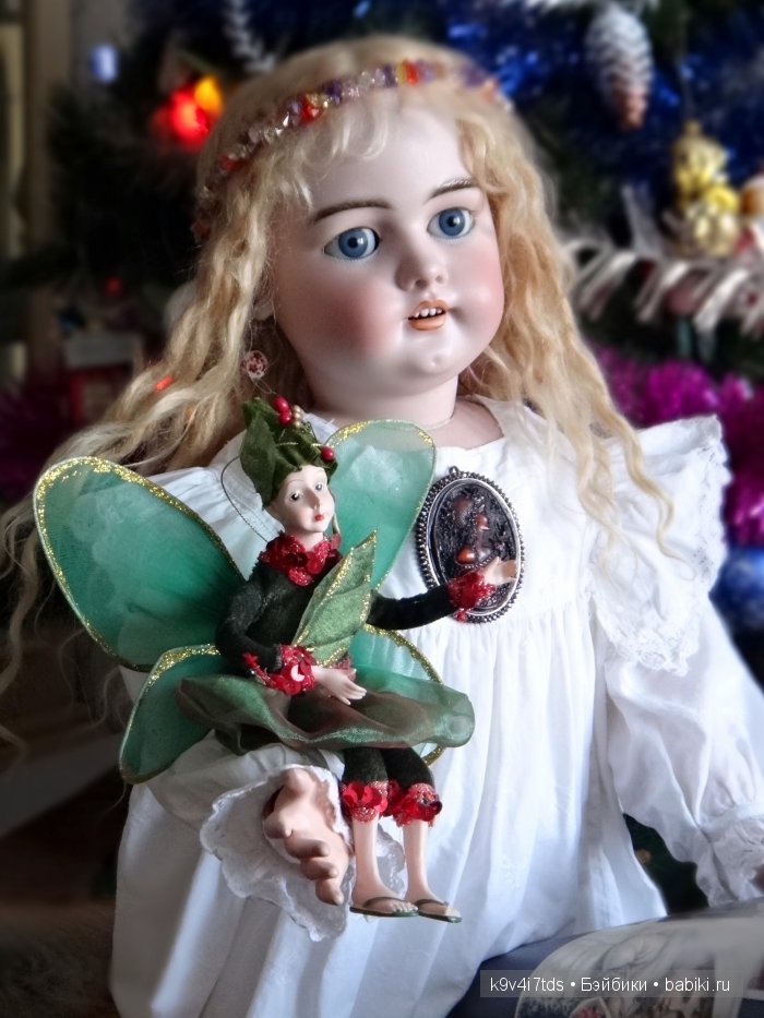 антикварная кукла