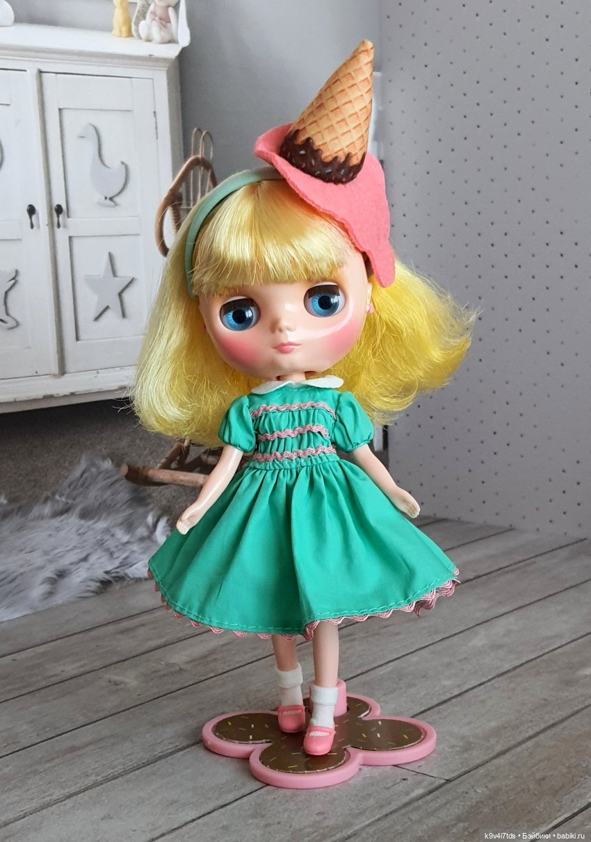 А какое мороженое любите Вы? Middie Blythe Smiley Waffle