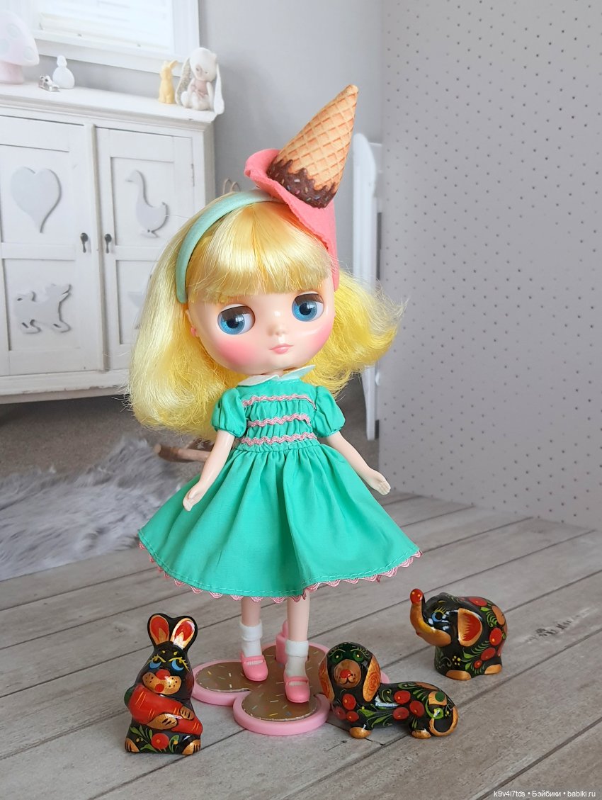 А какое мороженое любите Вы? Middie Blythe Smiley Waffle
