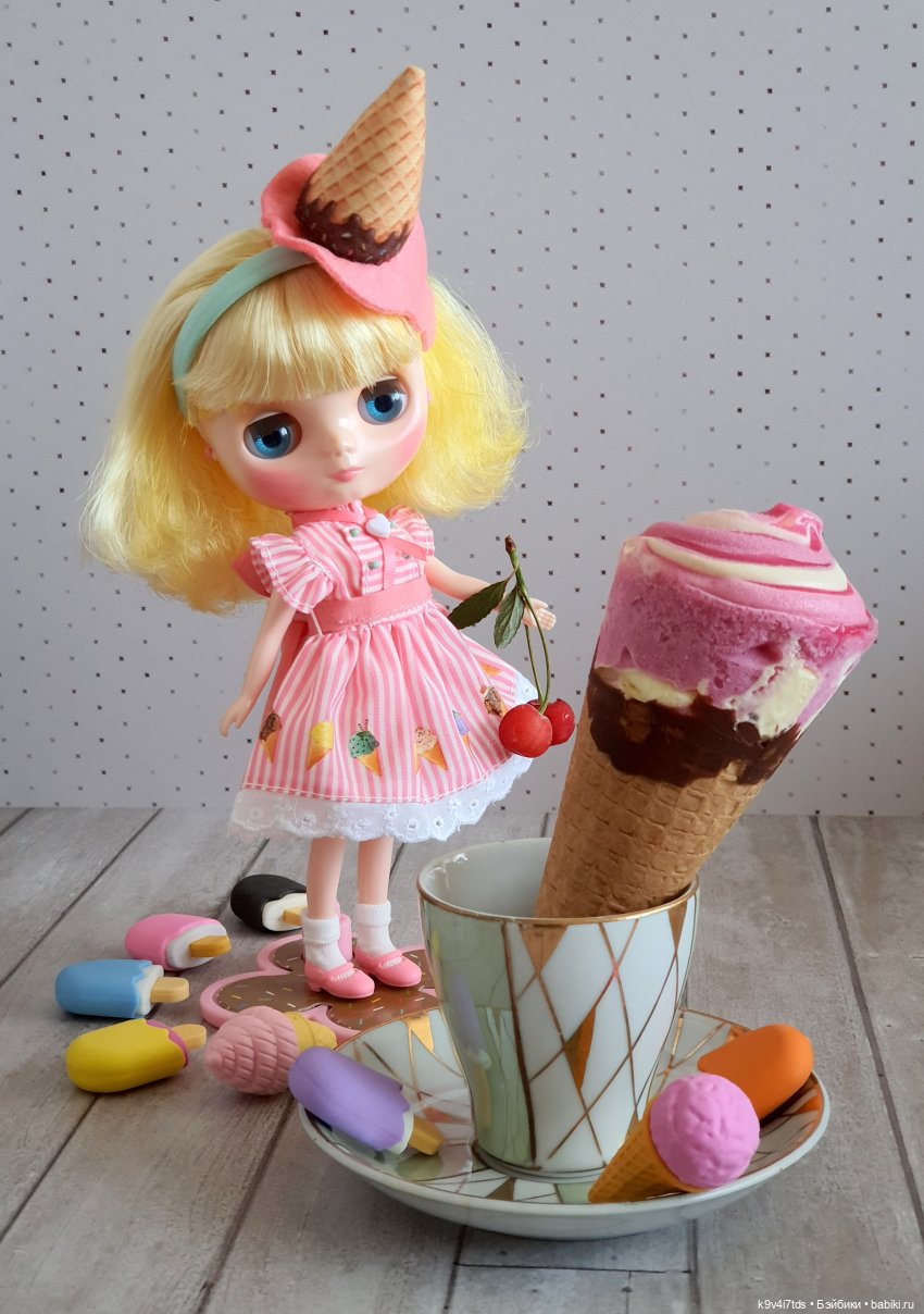 А какое мороженое любите Вы? Middie Blythe Smiley Waffle