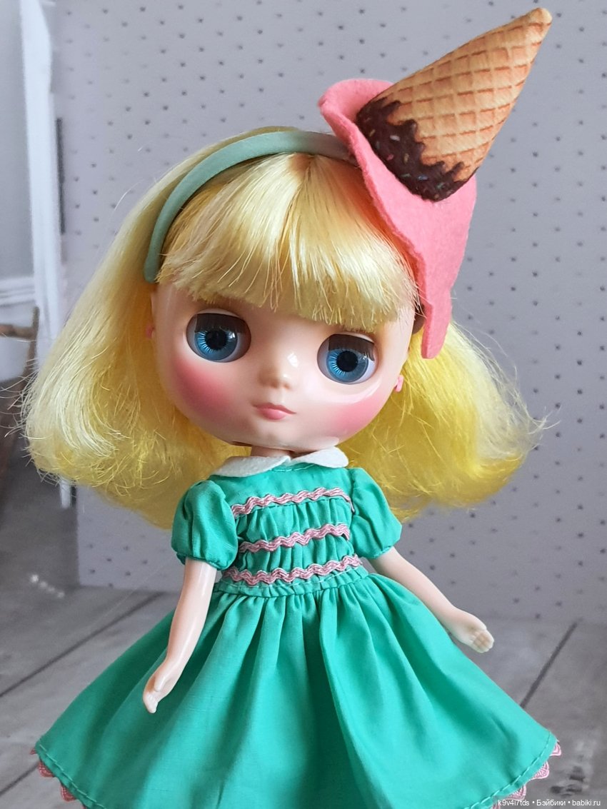 А какое мороженое любите Вы? Middie Blythe Smiley Waffle
