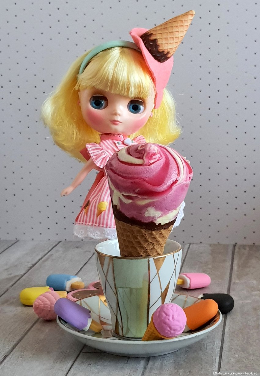 А какое мороженое любите Вы? Middie Blythe Smiley Waffle