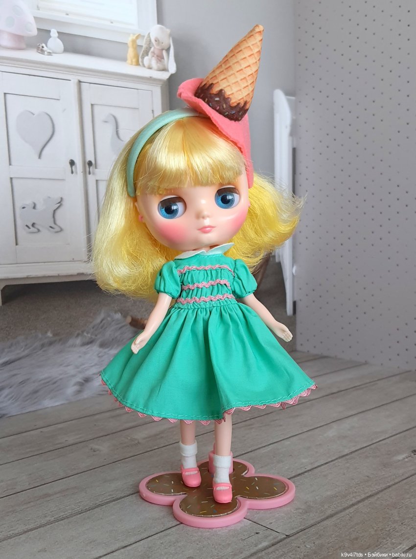 А какое мороженое любите Вы? Middie Blythe Smiley Waffle