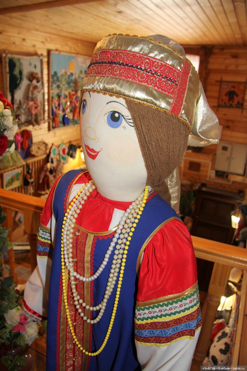 Путешествие в Кимры, "Выставочный зал", часть четвёртая