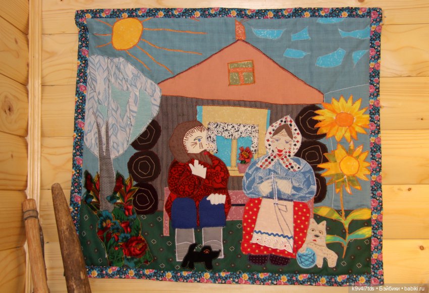 Платье красно, за реку видно