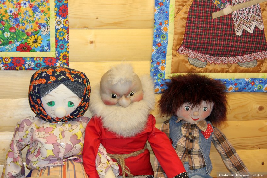 Платье красно, за реку видно