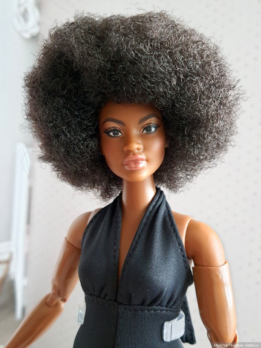 Elle Barbie Looks 2021 Barbie 253734