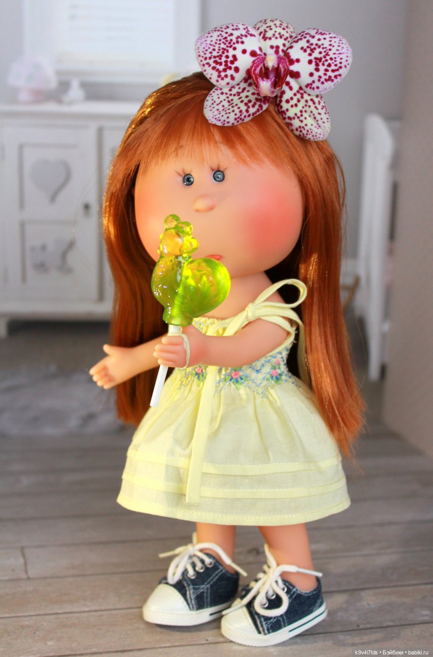 Николь — Куклы Nines d'Onil (Нинес): Миа (Mia)