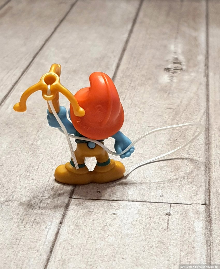 Золотые Смурфики. THE GOLDEN SMURFS Kinder Surprise 2022