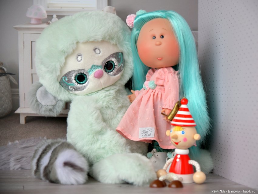 Мальвина — Куклы Nines d'Onil (Нинес): Миа (Mia)