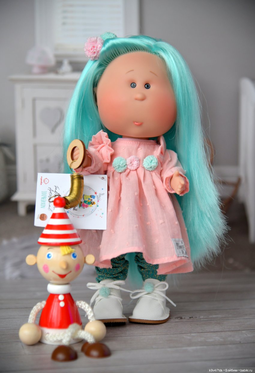 Мальвина — Куклы Nines d'Onil (Нинес): Миа (Mia) (фото 10)