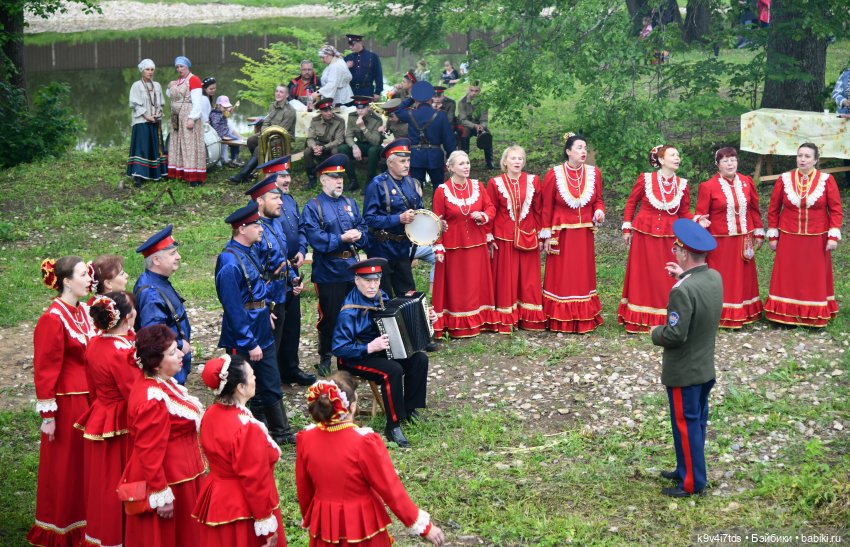 "Троицкие гуляния" в Василёво 2022 год, "В Троицкий венок всяк вплетай свой цветок", продолжение