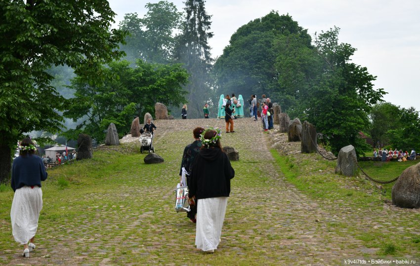 "Троицкие гуляния" в Василёво 2022 год, "В Троицкий венок всяк вплетай свой цветок", продолжение
