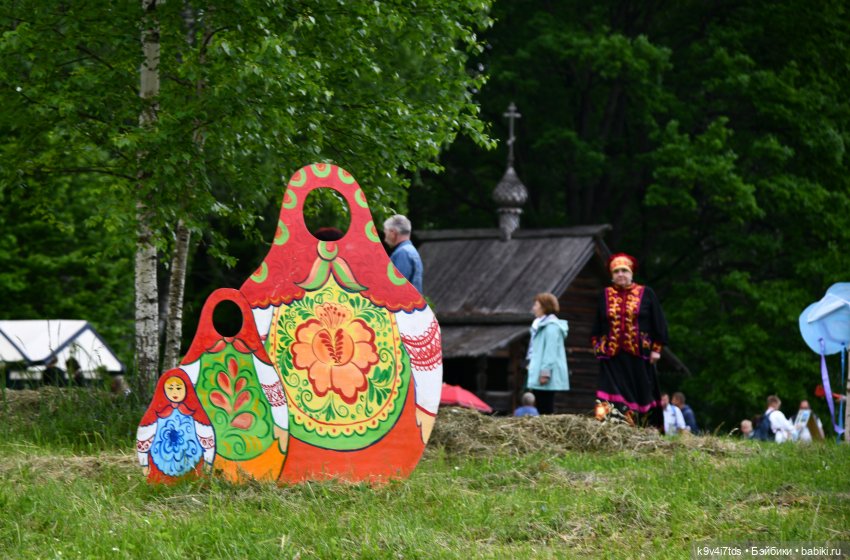"Троицкие гуляния" в Василёво 2022 год, "В Троицкий венок всяк вплетай свой цветок", продолжение