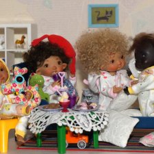 Пижамная вечеринка или "Одни дома"