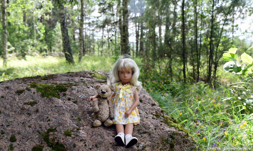 Первая прогулка Саши. Sasha Morgenthaler