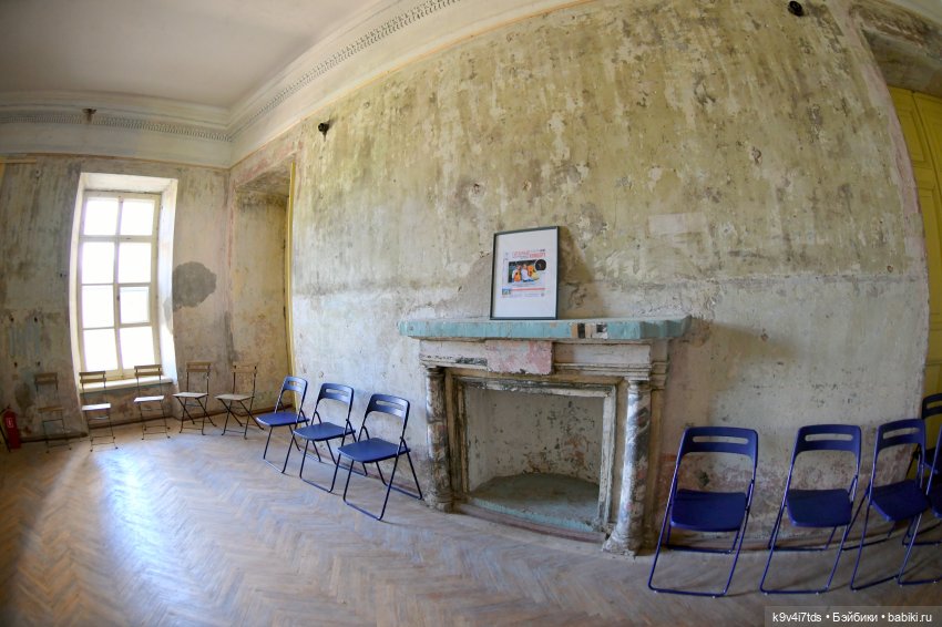 "Танцующий дом", Усадьба Знаменское-Раёк (Тверская область) (фото 2)