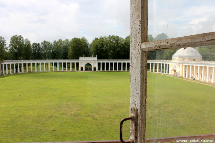 "Танцующий дом", Усадьба Знаменское-Раёк (Тверская область)