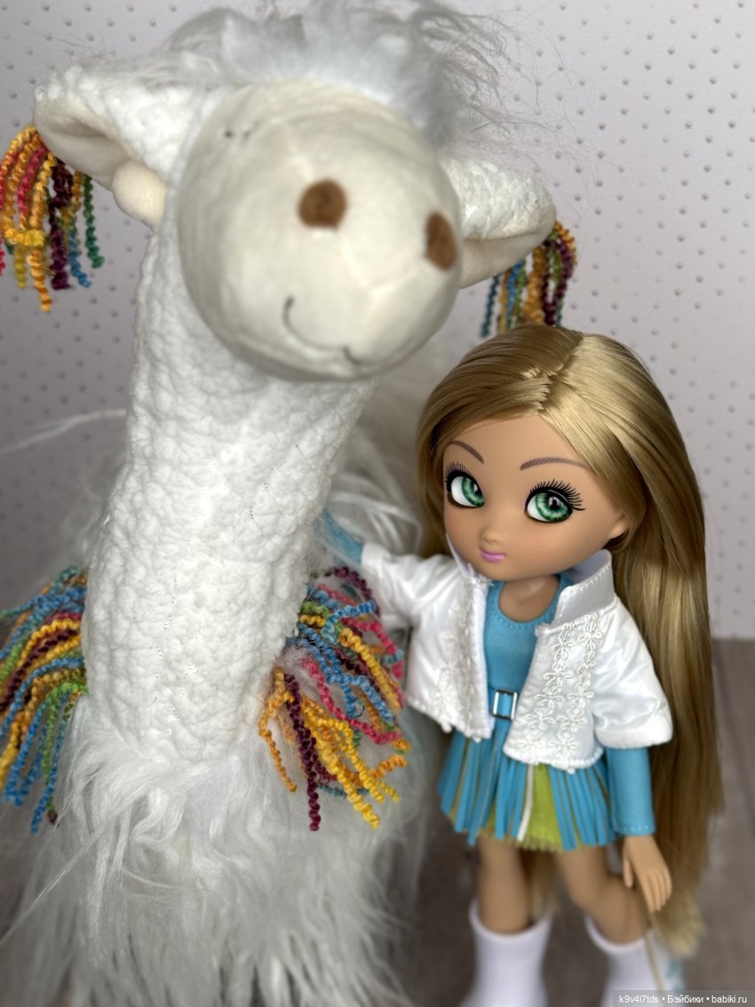 Эми, бренд "Unique Eyes" — Куклы Giochi Preziosi (Италия): фото