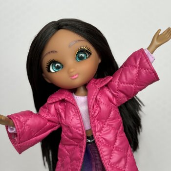 Виктория, бренд "Unique Eyes"