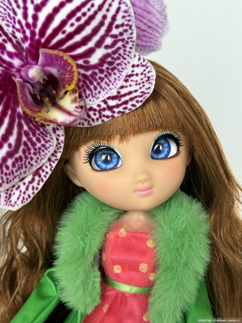 Люси и вся команда "Unique Eyes" серии фэшн