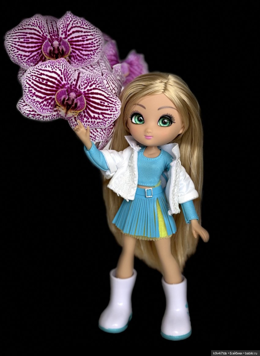 Люси и вся команда "Unique Eyes" серии фэшн