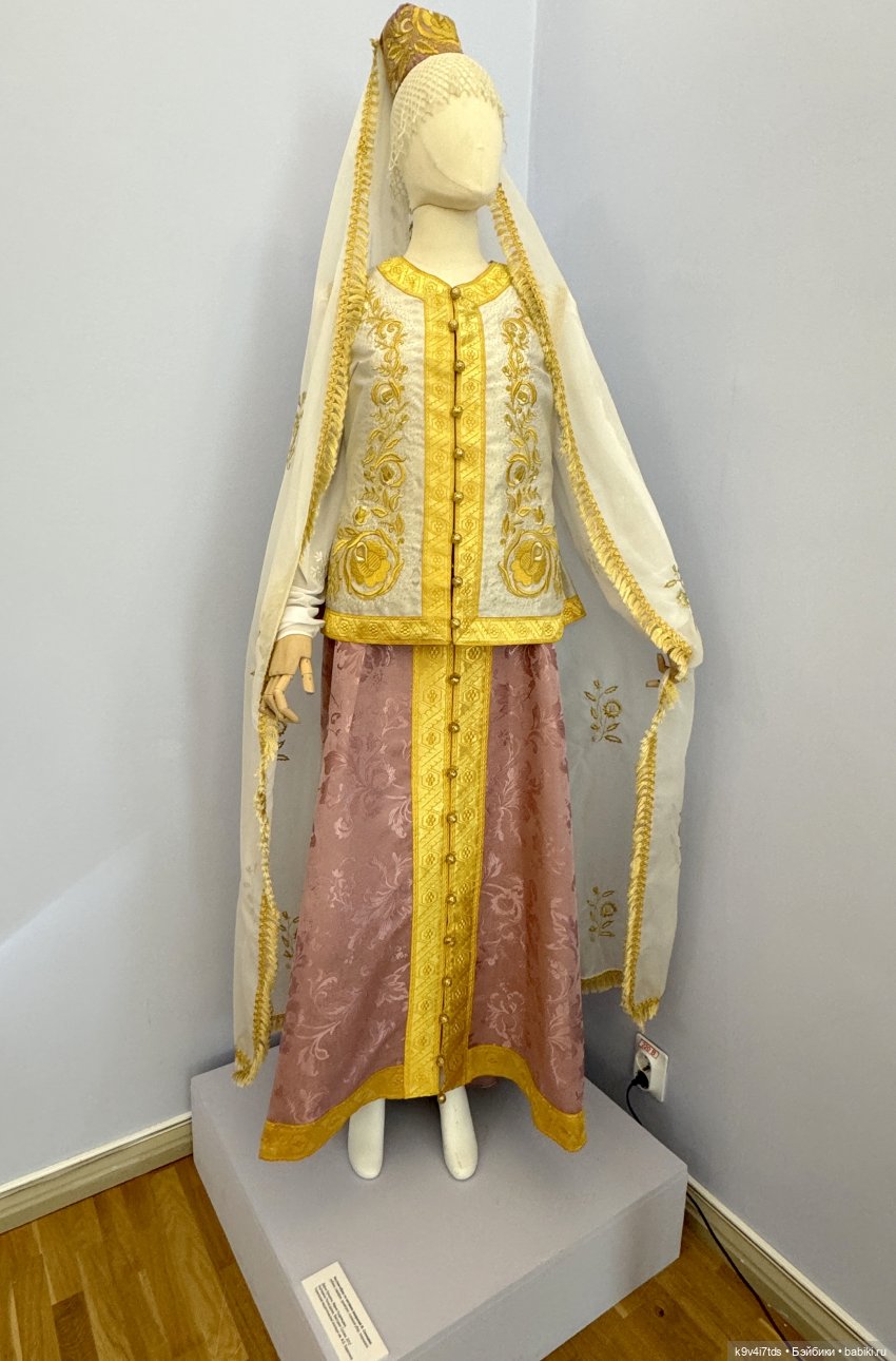 Выставка «Россия в узорах: новоторжские щеголихи», часть первая | Бэйбики Выставка «Россия в узорах: новоторжские щеголихи», часть первая