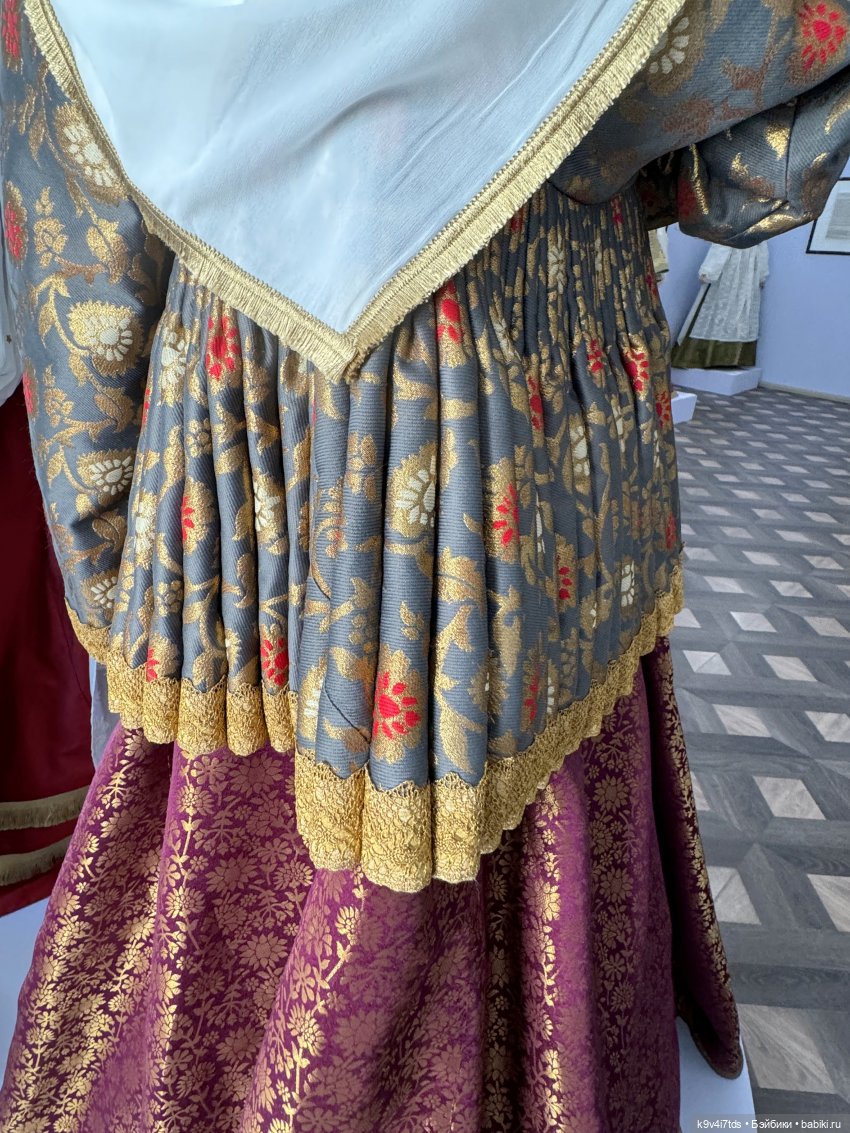 Выставка «Россия в узорах: новоторжские щеголихи», часть вторая | Бэйбики Выставка «Россия в узорах: новоторжские щеголихи», часть вторая