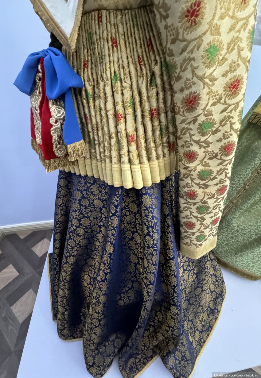 Выставка «Россия в узорах: новоторжские щеголихи», часть третья | Бэйбики Выставка «Россия в узорах: новоторжские щеголихи», часть третья