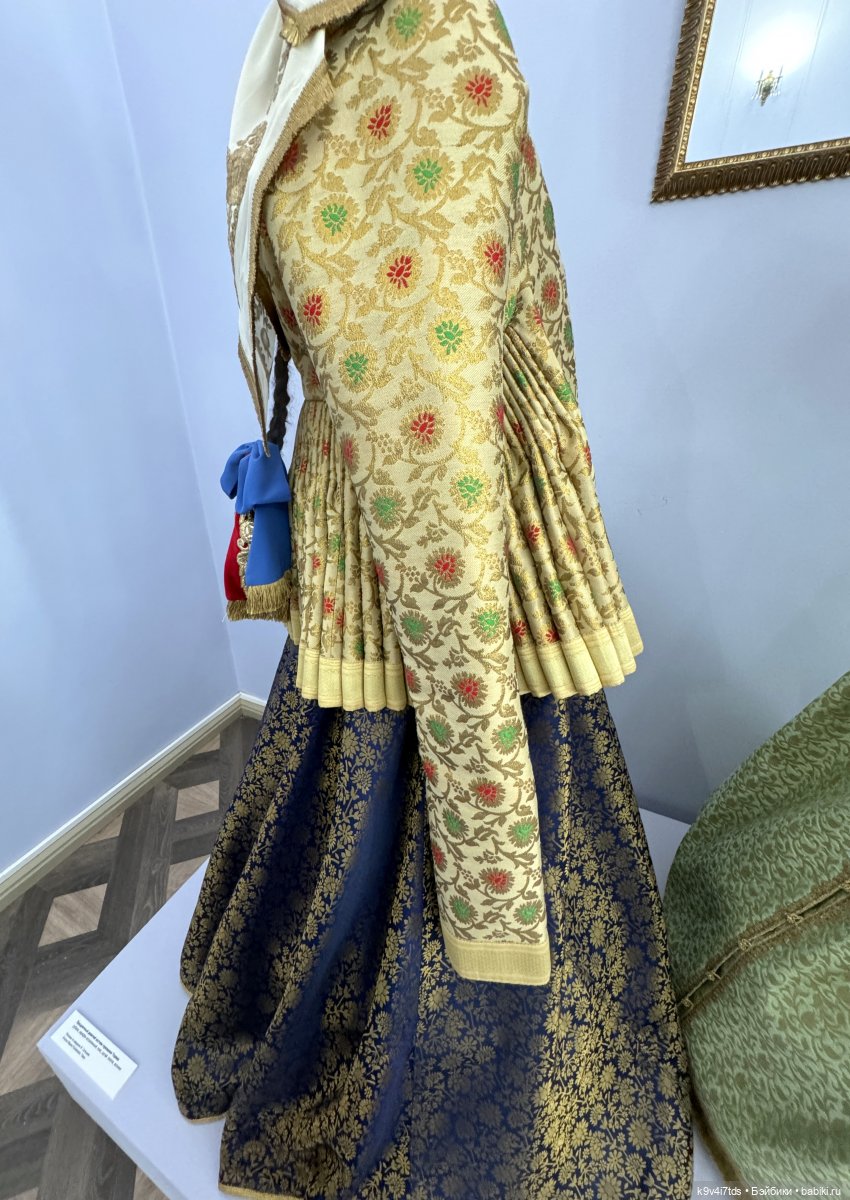 Выставка «Россия в узорах: новоторжские щеголихи», часть третья | Бэйбики Выставка «Россия в узорах: новоторжские щеголихи», часть третья
