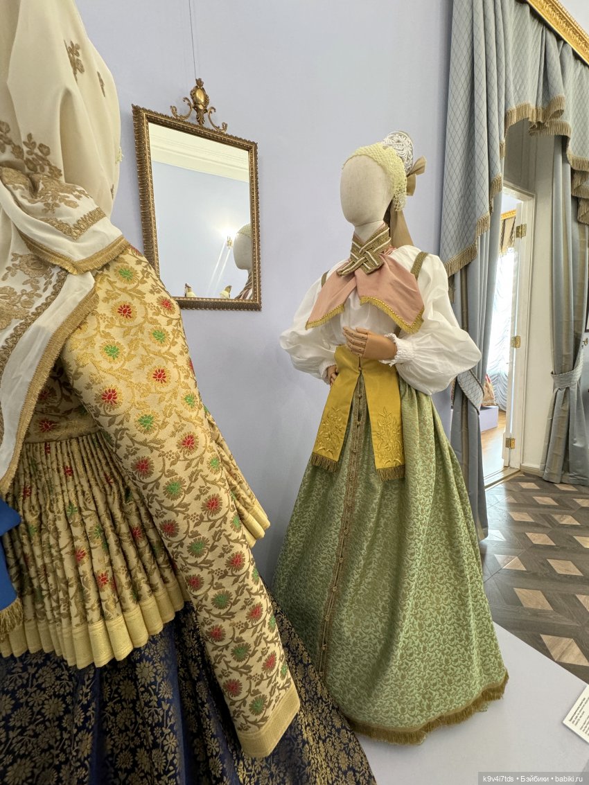 Выставка «Россия в узорах: новоторжские щеголихи», часть третья | Бэйбики Выставка «Россия в узорах: новоторжские щеголихи», часть третья
